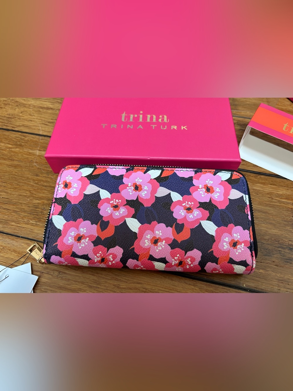 Trina Turk zip wallet. NWT